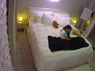 voyeurcam-whitneyoc-01's Live Sex Cam Show