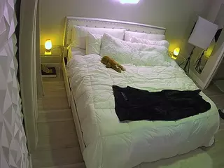 voyeurcam-whitneyoc-01's Live Sex Cam Show