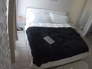 voyeurcam-whitneyoc-01's Live Sex Cam Show
