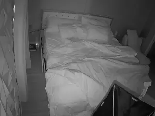 voyeurcam-whitneyoc-01's Live Sex Cam Show