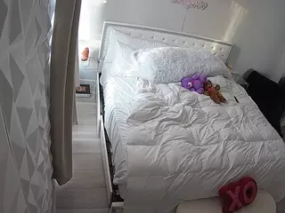 voyeurcam-whitneyoc-01's Live Sex Cam Show