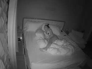 voyeurcam-whitneyoc-01's Live Sex Cam Show