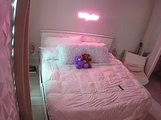 voyeurcam-whitneyoc-01's Live Sex Cam Show