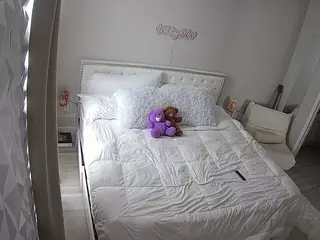 voyeurcam-whitneyoc-01's Live Sex Cam Show