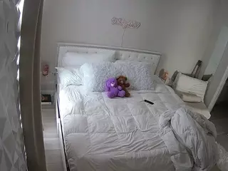 voyeurcam-whitneyoc-01's Live Sex Cam Show