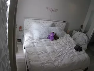 voyeurcam-whitneyoc-01's Live Sex Cam Show
