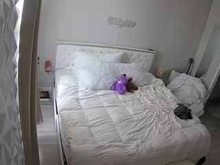 voyeurcam-whitneyoc-01's Live Sex Cam Show