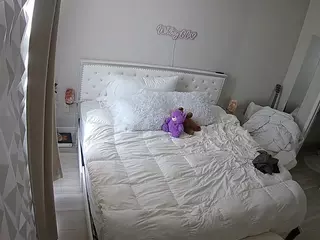 voyeurcam-whitneyoc-01's Live Sex Cam Show