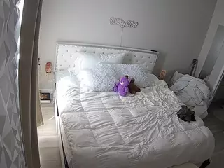 voyeurcam-whitneyoc-01's Live Sex Cam Show