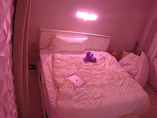 voyeurcam-whitneyoc-01's Live Sex Cam Show