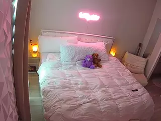 voyeurcam-whitneyoc-01's Live Sex Cam Show