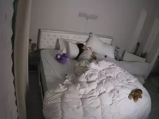 voyeurcam-whitneyoc-01's Live Sex Cam Show