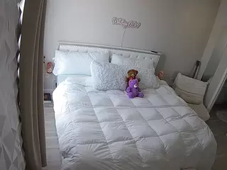 voyeurcam-whitneyoc-01's Live Sex Cam Show