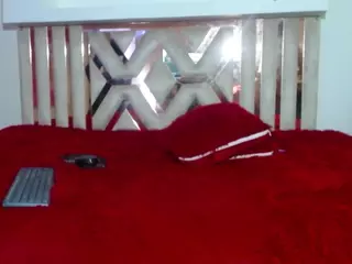 zoeconnor19's Live Sex Cam Show