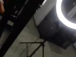 Abril's Live Sex Cam Show