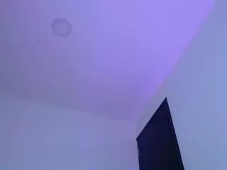 Abril's Live Sex Cam Show