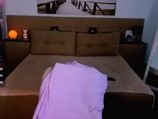 JanetWinstonn's Live Sex Cam Show