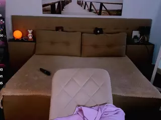 JanetWinstonn's Live Sex Cam Show