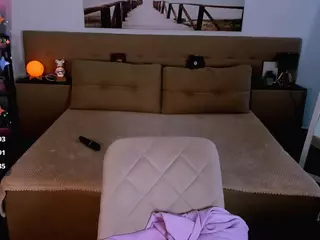 JanetWinstonn's Live Sex Cam Show