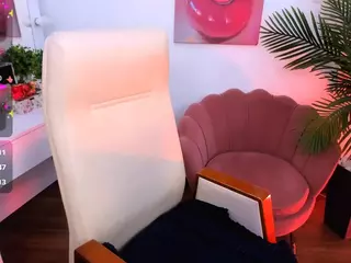 JanetWinstonn's Live Sex Cam Show