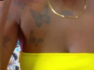 kinkyandsavage's Live Sex Cam Show