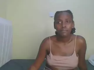 amorueen99's Live Sex Cam Show