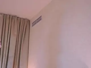 LynetteArrowsmith's Live Sex Cam Show