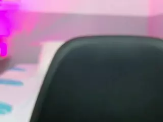 curvymaturee's Live Sex Cam Show