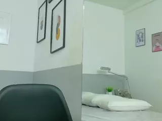 curvymaturee's Live Sex Cam Show