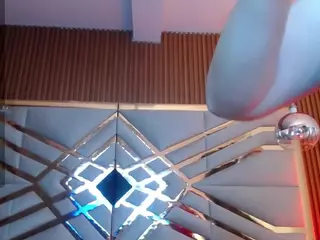 curvymaturee's Live Sex Cam Show