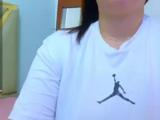 curvymaturee's Live Sex Cam Show