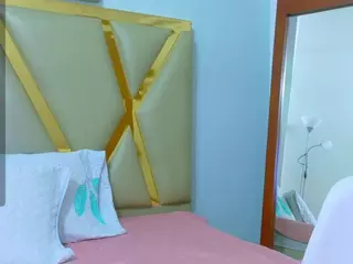 curvymaturee's Live Sex Cam Show