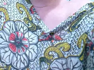 curvymaturee's Live Sex Cam Show