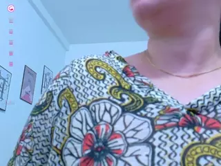 curvymaturee's Live Sex Cam Show