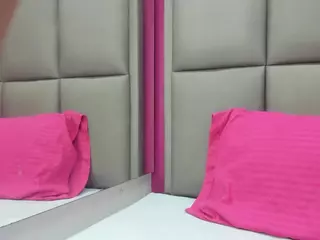 JESSY-CORTES's Live Sex Cam Show