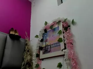 JESSY-CORTES's Live Sex Cam Show