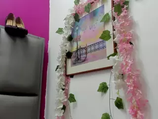 JESSY-CORTES's Live Sex Cam Show