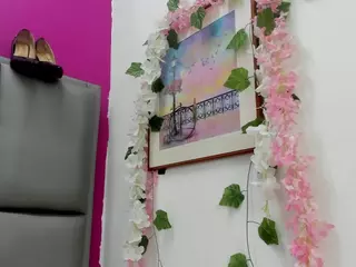 JESSY-CORTES's Live Sex Cam Show