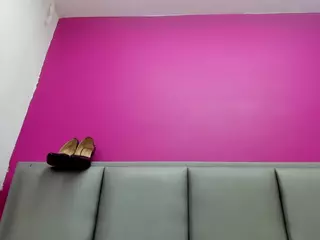 JESSY-CORTES's Live Sex Cam Show