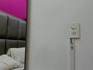 JESSY-CORTES's Live Sex Cam Show