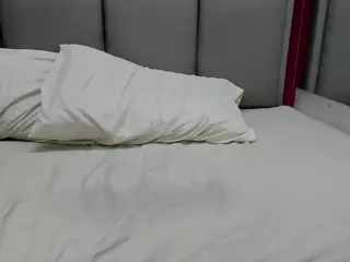 JESSY-CORTES's Live Sex Cam Show