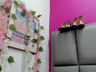 JESSY-CORTES's Live Sex Cam Show