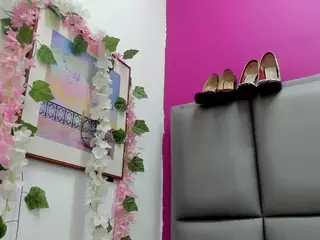 JESSY-CORTES's Live Sex Cam Show