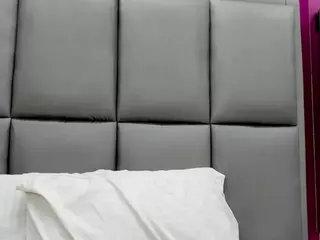 JESSY-CORTES's Live Sex Cam Show