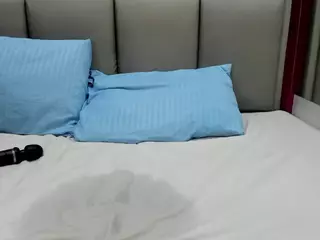JESSY-CORTES's Live Sex Cam Show