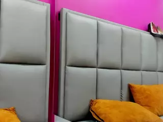 JESSY-CORTES's Live Sex Cam Show