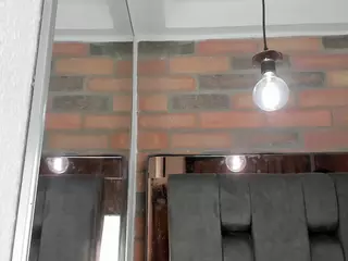 JESSY-CORTES's Live Sex Cam Show