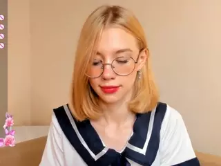 Doris's Live Sex Cam Show