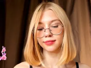 Doris's Live Sex Cam Show