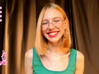 Doris's Live Sex Cam Show